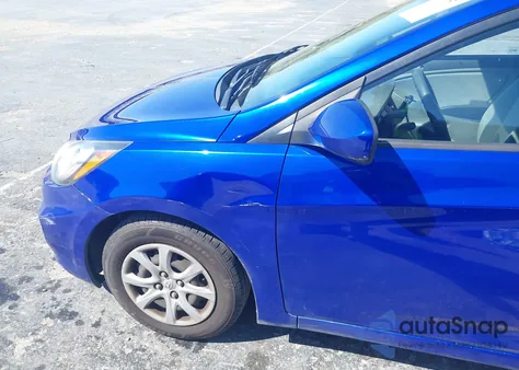 2013 Hyundai Accent Gls z USA, uszkodzony, nr VIN KMHCT4AE0DU541971